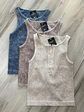 Ribbed Button Tank
