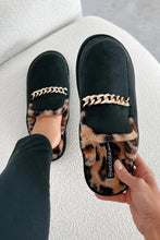 Black Leopard Slipper