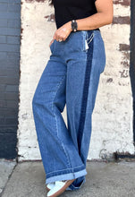 Barrett Elastic Waist Denim