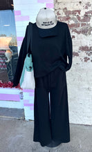 The Weekend Set - Black